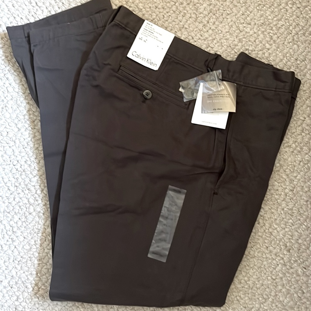 NWT, Men’s pants, Calvin Klein, 38W x 30L